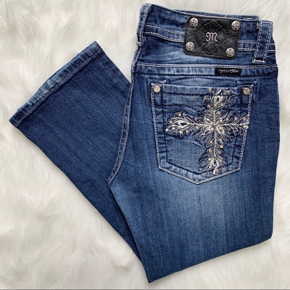 Miss Me Denim - Miss Me Cross Embellished Pocket Cropped Jeans